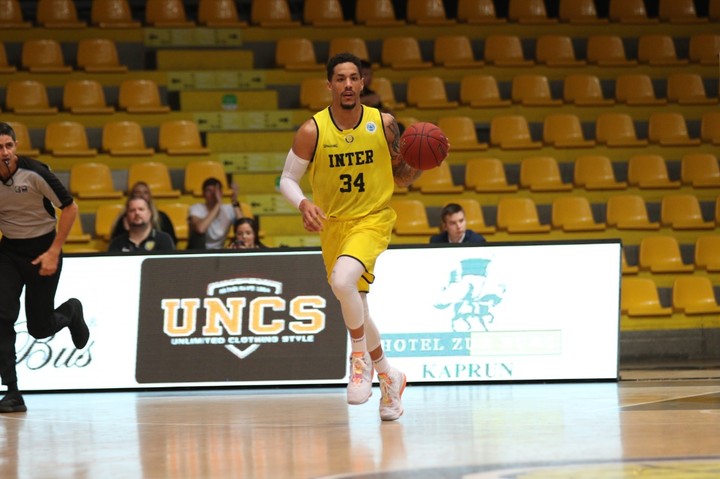 Basketbalista Interu mal 36 hodín na odchod, potom by tu ostal zatvorený